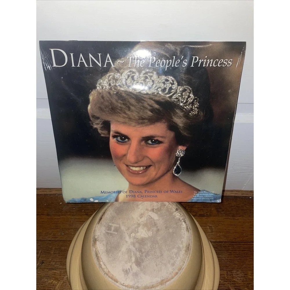 Diana Princess Of‎ Wales Calendar`1998 The Peoples Princess NEW SEALED
